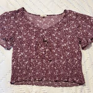 Chic Floral Blouse in Purple